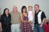 04092008
La nenita con sus papás Hans y Ana Karla, y sus abuelitos Enrique Backman Soto y Guadalupe Caballero de Backman