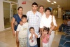 11092008
Alejandra Rivas despidió a César Mariano Hernández, quien realizó un viaje con destino a Sinaloa