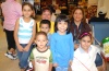 14092008
Ana, Lupita, Andy, Brenda, Cristy, Nachito y Chuyín esperaron la llegada de su tía Sary y su prima Lulú