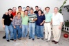 21092008
Ignacio Montañez Betancourt con sus amigos Miguel, Carlos, Cache, Miguel, Gerardo, Miguel, Dinko, Ramsés, Jorge y Paco.