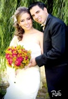 Srita. Nadia Lizeth Jaramillo Ochoa el día de su boda con el Sr. Carlos Alberto Ortiz Magallanes. 

Rofo Fotografía