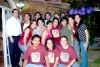 08102008
María Guadalupe con sus amigas y vecinas de Residencial La Hacienda, que le organizaron un convivio por su cumpleaños