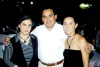 11102008
Mariana Zugasti Mendoza, en su fiesta de quince años organizada por sus padres Aurora Mendoza de Zugasti y Mario Zugasti Rodríguez