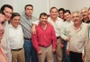 El presidente del PRI en Coahuila, Rubén Moreira, festejó con los cinco candidatos a diputados por Torreón, en la sede del PRI.