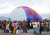 Horas después, los globos regresaron a las instalaciones de partida donde permanecen inflados para que la comunidad pueda disfrutar de ellos y de distintas actividades.