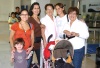 14102008
María, Ernesto, Dolores viajaron a Chicago y los despidió la familia Orona Herrera.