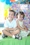 16102008
Los hermanitos Rodrigo y Alina Gutiérrez Martínez fueron festejados al cumplir tres años de edad