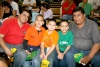 21102008
Guillermo Chaire y sus hijos Billy y Christian, José de la Peña y su hijo Gabriel