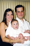 Javier y Mariana Robles, el pequeño Javier, Gabriela y Rogelio Barrios.