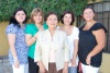 02112008
Doña Teresa acompañada de sus hijas Alejandra, Titis, Martha y Ana.