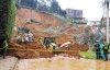 Toneladas de barro y piedras cayeron sobre las colinas de Alto Verde, una exclusiva zona residencial en Medellín, Colombia.