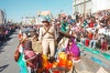 La avenida Matamoros presenció el
paso de los niños, jóvenes y adultos que ignorando el frío, hicieron gala de habilidades físicas y respeto cívico.