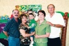 Carlitos junto a sus abuelos Felipe y Alma De Alba, Rosa María y Carlos Fahur.