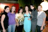 23112008
Eleonora acompañada de sus amigas Elizabeth Briseño, Perla Aguilera, Lulú Romero, Nasxyely Yáñez y Miriam Vázquez.