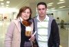 09122008
Norma Abad, Isabel Flores y Betty Quezada, regresaron del DF, las recibió Rubén Quezada.