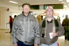 14122008
Francisco Garza Espino llegó a la sala de espera del aeropuerto y fue recibido por Francisco Garza Gutiérrez.