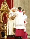 Benedicto XVI describió esta época como 'marcada por la incertidumbre y la preocupación en torno al futuro', pero pidió a los fieles que no tengan miedo.