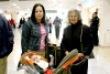 20122008
Adelina Beristain llegó de la Ciudad de México y le dieron la bienvenida Alicia Guzmán y el pequeño Luis Emilio Rodríguez.