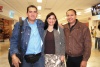 06012009
Eraida Molina y Rafael Alvarado, viajaron a República Dominicana y los despidió Iván Alvarado.