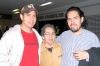 12012009
José, Diego y José Chapur y Adela Fontecilla viajaron a México y los  despidió Ricardo Fontecilla.