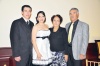Celebran en familia 
Sergio Berlanga y Bertha Espinosa de Berlanga en compañía de sus hijos, nietos y bisnietos.