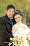 Srita. Luz Isela Flores Carrillo, el día de su boda con el Sr. Marco Antonio Reyes Martínez. 

Aldaba & Diane Fotografía