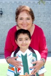 28012009
Milagros A. de Salas acompañó a su nieto Andrés Daniel Salas Monárrez a una piñata.