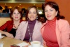 31012009
Carmen Madinaveitia, Patricia de Madero y Nena de Cano, se deleitaron con un rico café