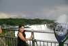 Ana Karen Salais Hernandez en las cataratas del Niagara. Verano 2009.