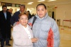 03022009 Dulcelina Pargos arribó a Torreón, la recibieron Martha Castro y Gerardo Pargos.