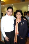 08022009 Alejandra Soto y Alejandra Aguilar, en la reunión de rotarias.