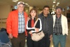 28022009 Carlos Machado y Maricela Duarte viajaron a México y los despidieron Rodolfo Duarte y Fernando Casillas.