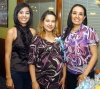 04032009 Ana Jazmín Favela de Bonilla en su fiesta de canastilla con Mary Favela y Arianel Correa.