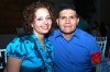 09032009  Adriana Hernández y Javier Dipp, captados en reciente festejo.
