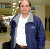 11032009 Alfredo Julián Paredes captado en el aeropuerto al llegar del Distrito Federal.