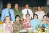 Se divierten en cena-baile 
María del Rosario Silva Campillo, Karla Selene Huerta, Carmen Antuna Campuzano, Margarita García, Humberto Martínez y Olga Villegas.