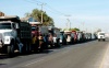 Transportistas de varios estados del país agrupados en la llamada Alianza Nacional de Transporte Mutimodal se manifiestaron en el zócalo de la ciudad de México en demanda de que baje el precio del diesel y se condone el Impuesto Empresarial a Tasa Única (IETU).