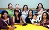 25032009 Recibe parabienes. Juliana de Martínez en la compañía de Sara, Juliana, Ale, Sol, Rocío, Perla y Claudia que la felicitaron por la espera de su segundo bebé.