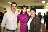 28032009 Mario Acuña y Marcela Moreno recibieron a Laura Alicia Pérez, quien llegó de la Ciudad de México.