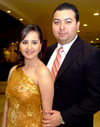 31032009 Adla Villanueva y Fernando Arias, presentes en una boda.