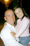 05042009 Gerardo Camarillo Barrios junto a su hija Bárbara Camarillo Portugal.