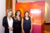 29032009 Leticia Llera e Isabel Herrera acompañadas de la reconocida diseñadora Edith Brabata que vino a La Laguna para presentar su joyería.