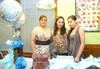 12042009 Alicia junto a su mamá Noemí González de Guerrero y su hermana Noemí Elizabeth Guerrero González.