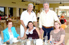 12042009 Lina de Canedo, Liliana Guerrero, Elba de Canedo, Fernando Guerrero y Alejandro Canedo.