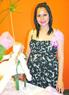 21042009 Cindy Silva de García recibió regalos para su primogénita que está por nacer.