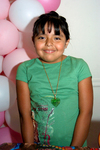 24042009 Hannia Paola Muñoz Pérez fue festejada al cumplir siete años con una piñata organizada por sus papás Alejandra y Pablo Muñoz.