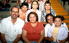 29042009 Víctor Hugo Rubio, Mayela Serna, Marisela de Rubio, Ernestina Serna, Mary Estrada de Acosta, Mary Acosta y Conchis Meza.