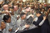 El presidente estadounidense saludó a los cerca de 600 soldados presentes y participó en una ceremonia para imponer diez medallas al valor.
