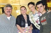 Nueva colección
Luis Javier Mendoza, Cecilia de Mendoza, Abigail (Miss Earth) y Luis Javier Mendoza.