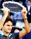 Fue apenas el segundo triunfo de Federer sobre Nadal en arcilla, la superficie en la que el español es virtualmente intocable. La anterior fue en Hamburgo en 2007.